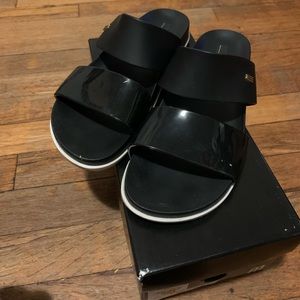 Melissa Jelly style slides